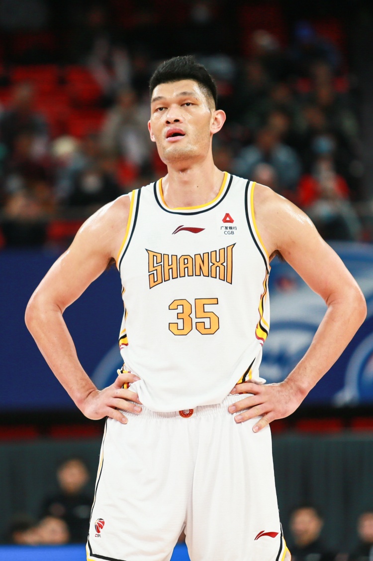手感不佳！葛昭寶全場8投1中得到2分2籃板2助攻