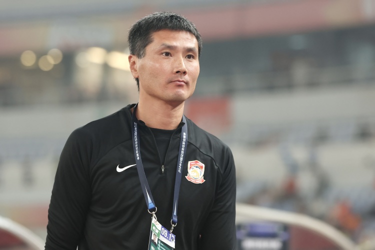 邵佳一：隊里每一個球員都有入選國家隊的潛力，徐彬非常謙遜