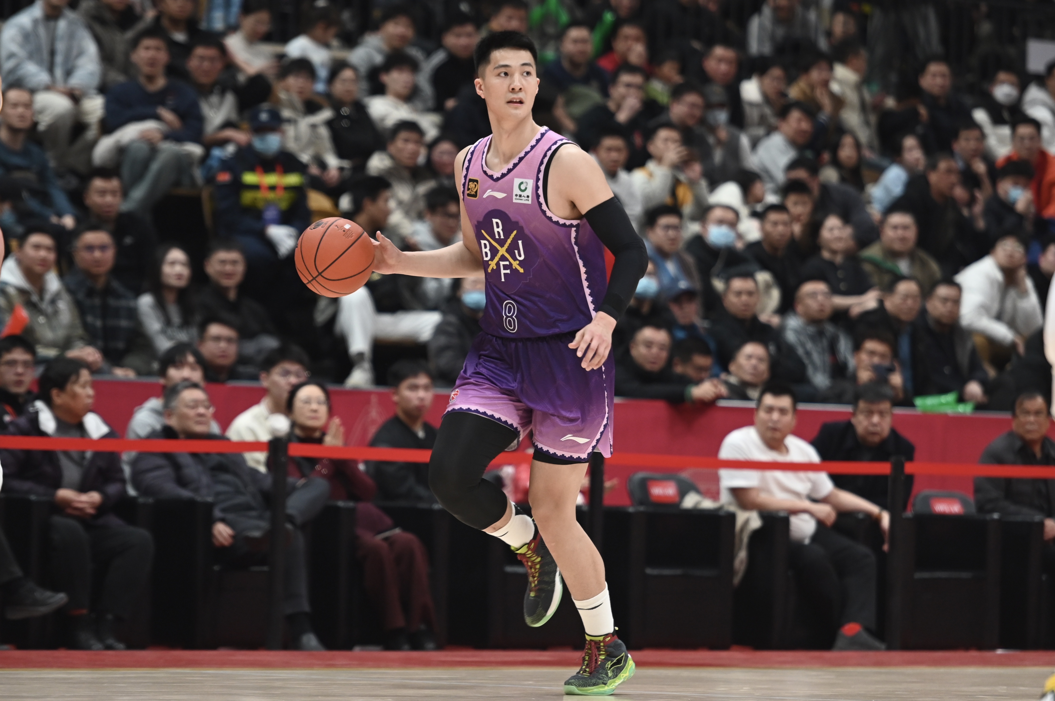 打得不錯！朱松瑋半場6中3&三分2中1拿7分&搶下7個籃板